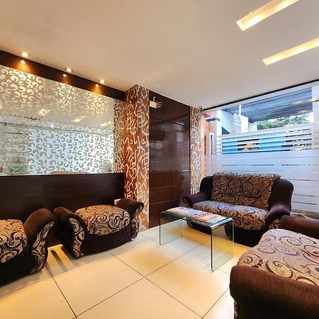 Hotel Lee International Колката Екстер'єр фото