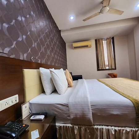 Hotel Lee International Колката Екстер'єр фото