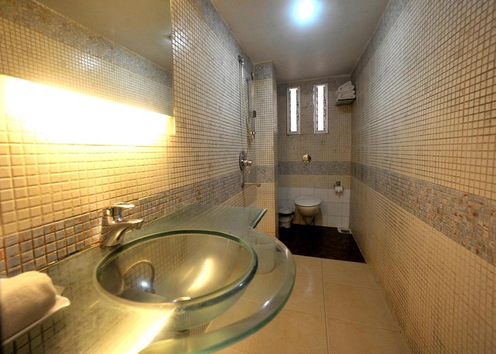 Hotel Lee International Колката Екстер'єр фото