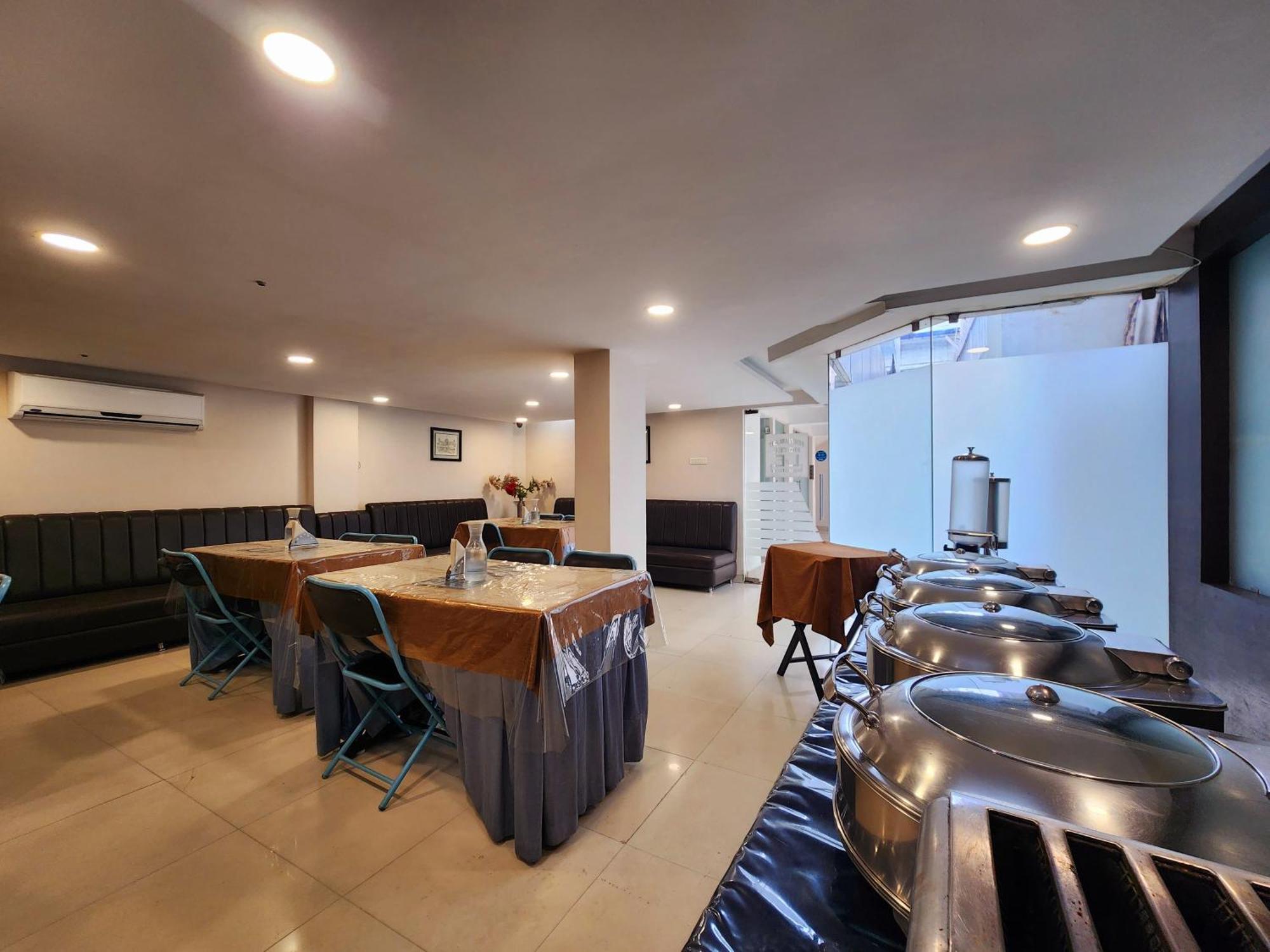 Hotel Lee International Колката Екстер'єр фото