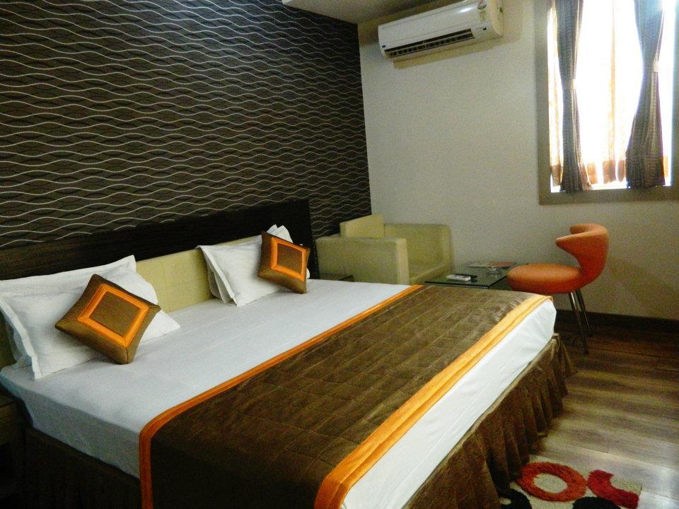 Hotel Lee International Колката Екстер'єр фото